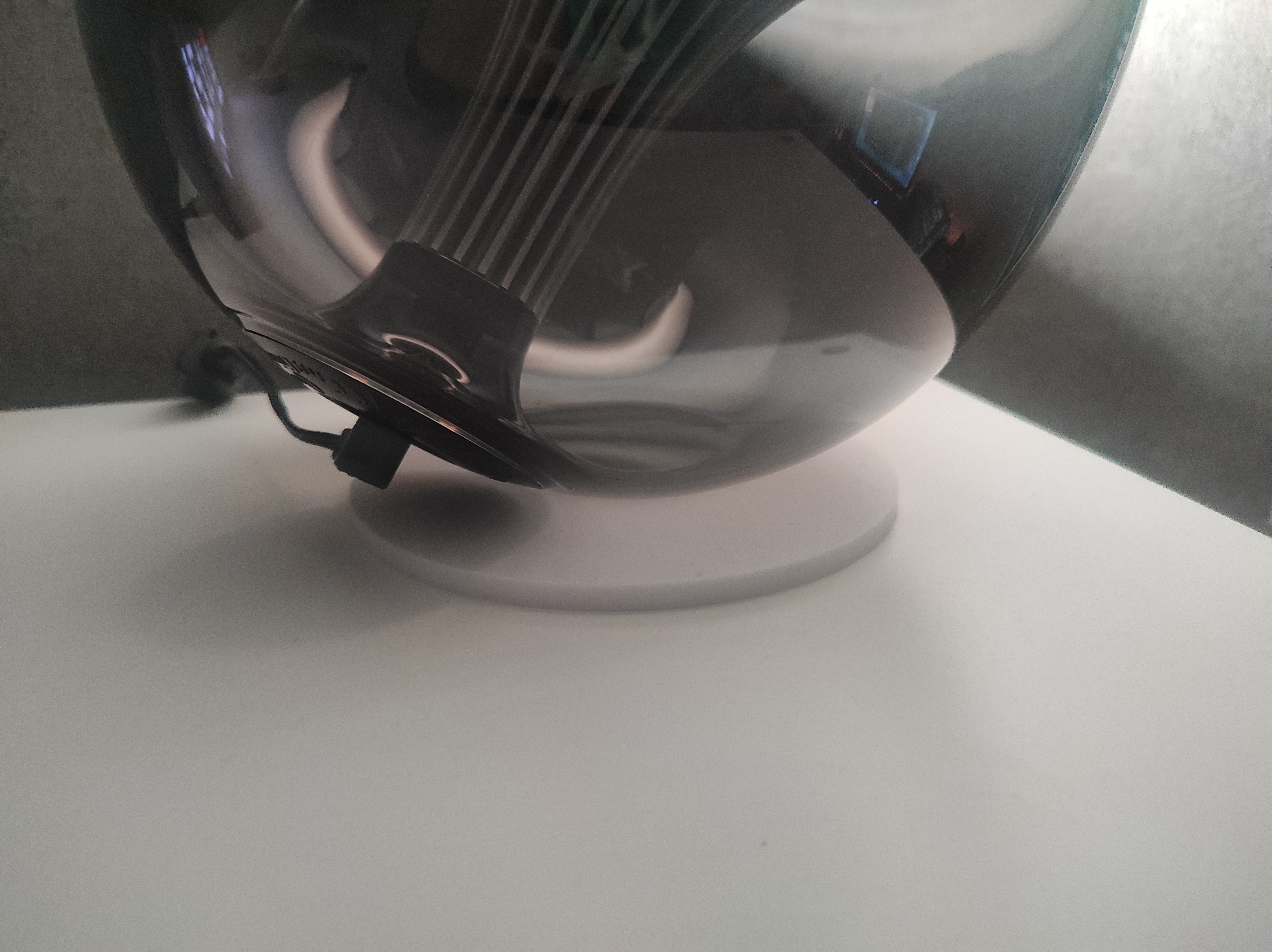 Großer Standfuss für Living Color